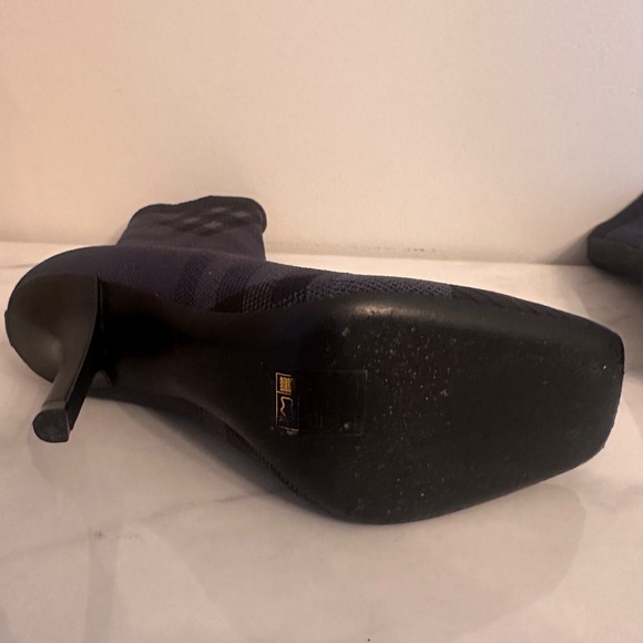 BURBERRY Dolman Check-Pattern Sock Ankle Boots - Picture 5 of 7